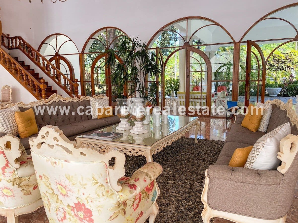 Salon dans une villa au bord de la plage Cabarete République dominicaine