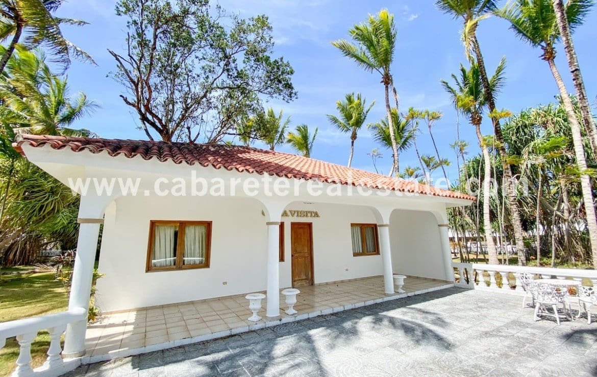 Two bedrooms guest house in luxurious villa by the beach Cabarete Real Estate