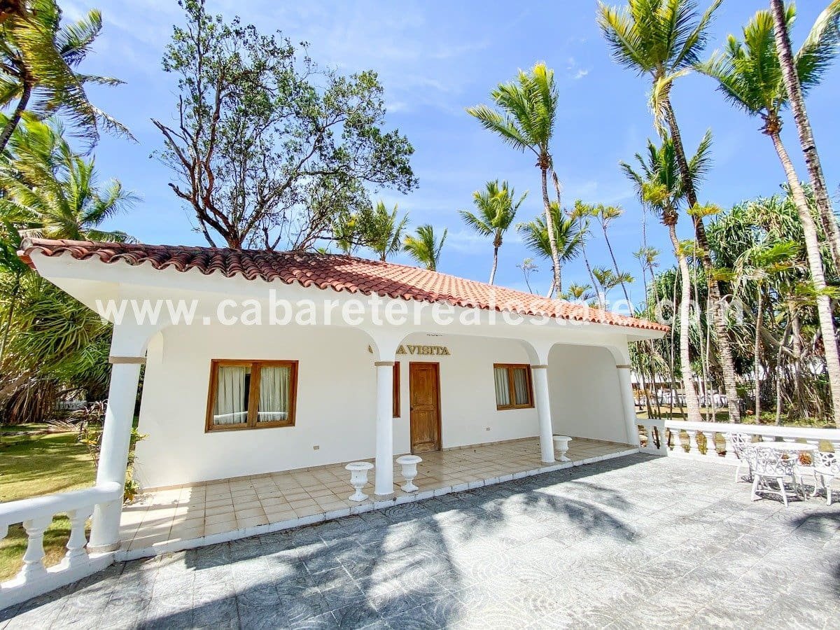 Maison d'hôtes de deux chambres dans une luxueuse villa au bord de la plage Cabarete Real Estate
