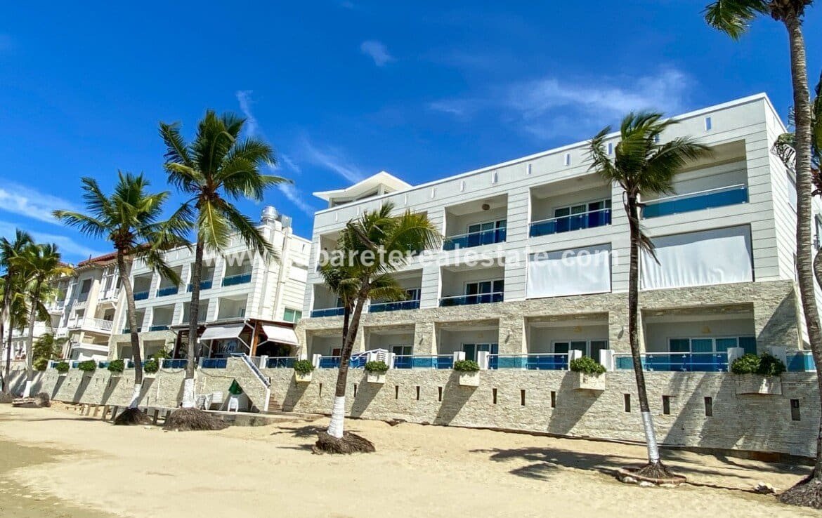 2 bedroom condo in Cabarete Bay beach acess