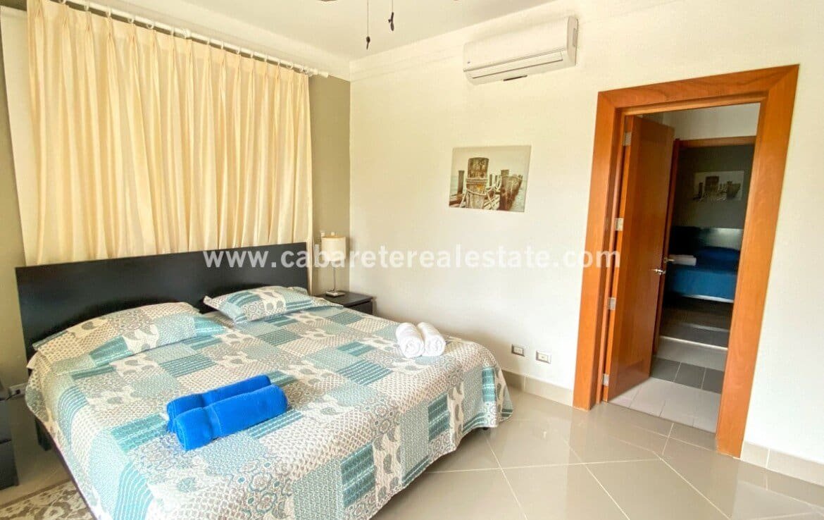 2 bedroom condo in Cabarete Bay master bedroom