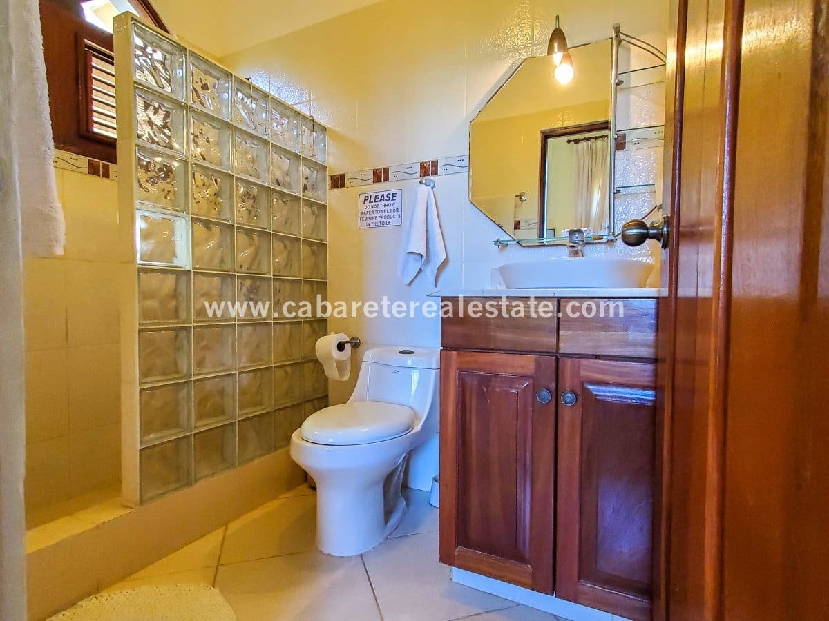4 Schlafzimmer Villa am Strand in Cabarete Bad 1