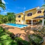 4 Schlafzimmer Villa am Strand in Cabarete Pool Hinterhof 1