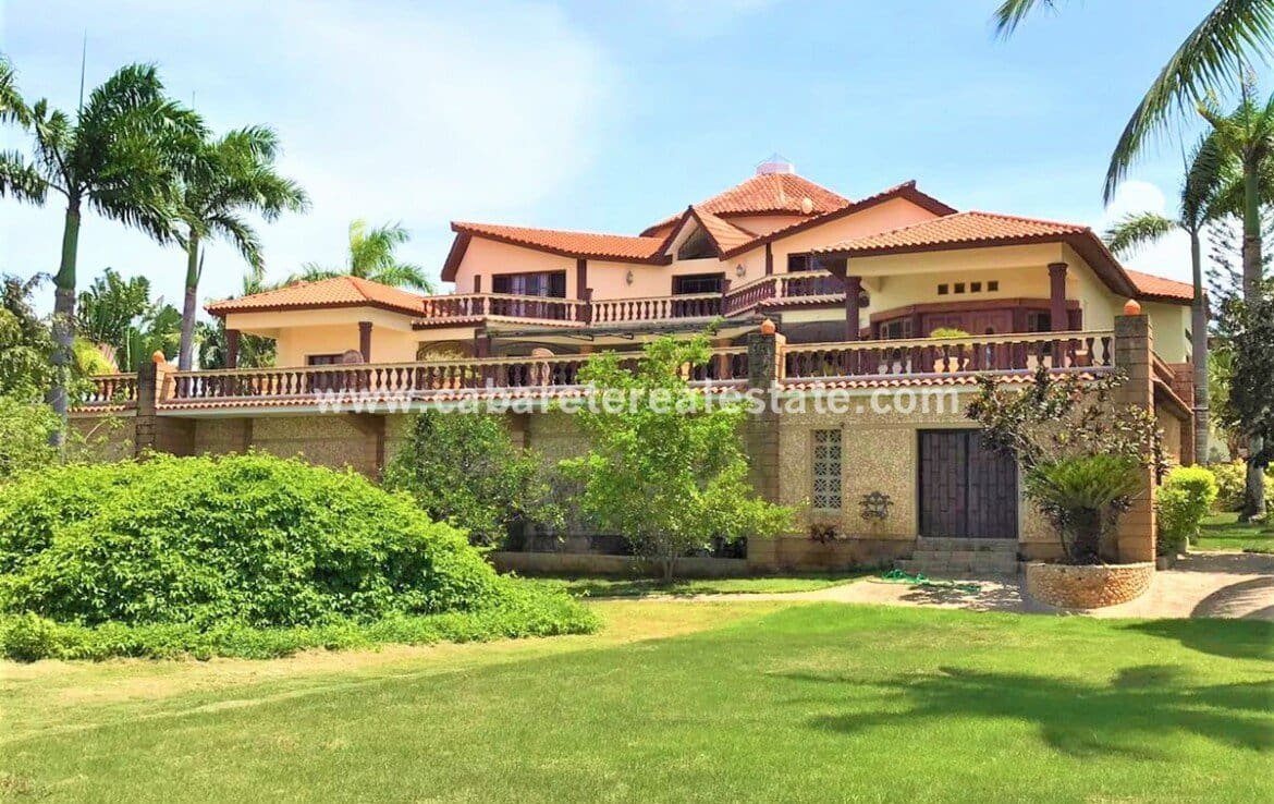 5 bedroom mansion caribbean 39