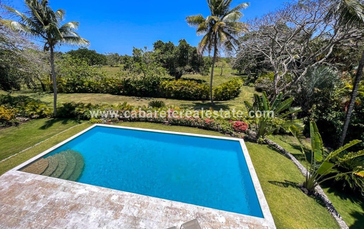 chalet de lujo en venta urbanizacion cerrada 1
