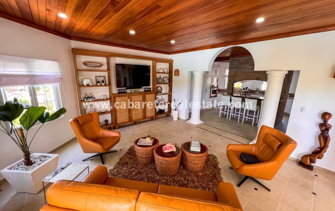 chalet de lujo en venta urbanizacion cerrada 20