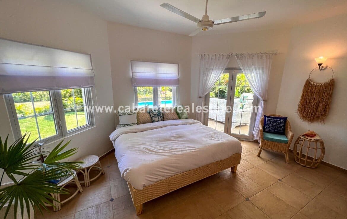 chalet de lujo en venta urbanizacion cerrada 30