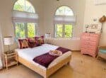 chalet de lujo en venta urbanizacion cerrada 35