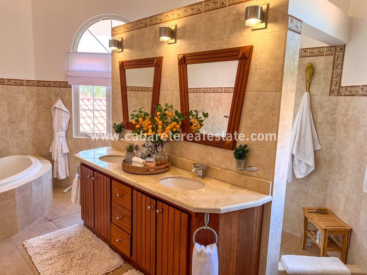 Luxusvilla zu verkaufen gated community 46