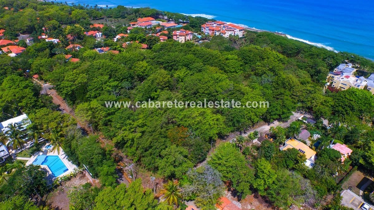Terreno frente a la playa comunidad cerrada 2