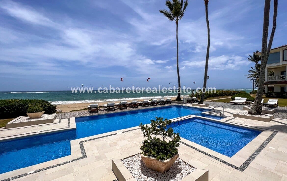Oceanview condominio de lujo en ubicación privilegiada 1