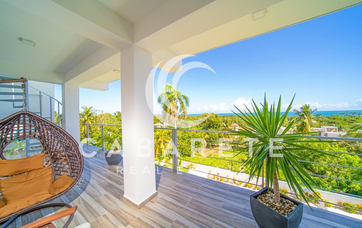 New Stylish Oceanview Penthouse 13