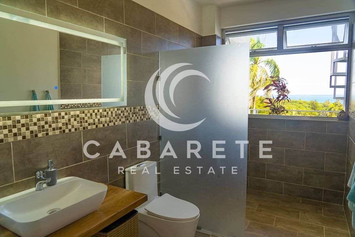 Neues stilvolles Penthouse mit Meerblick 23