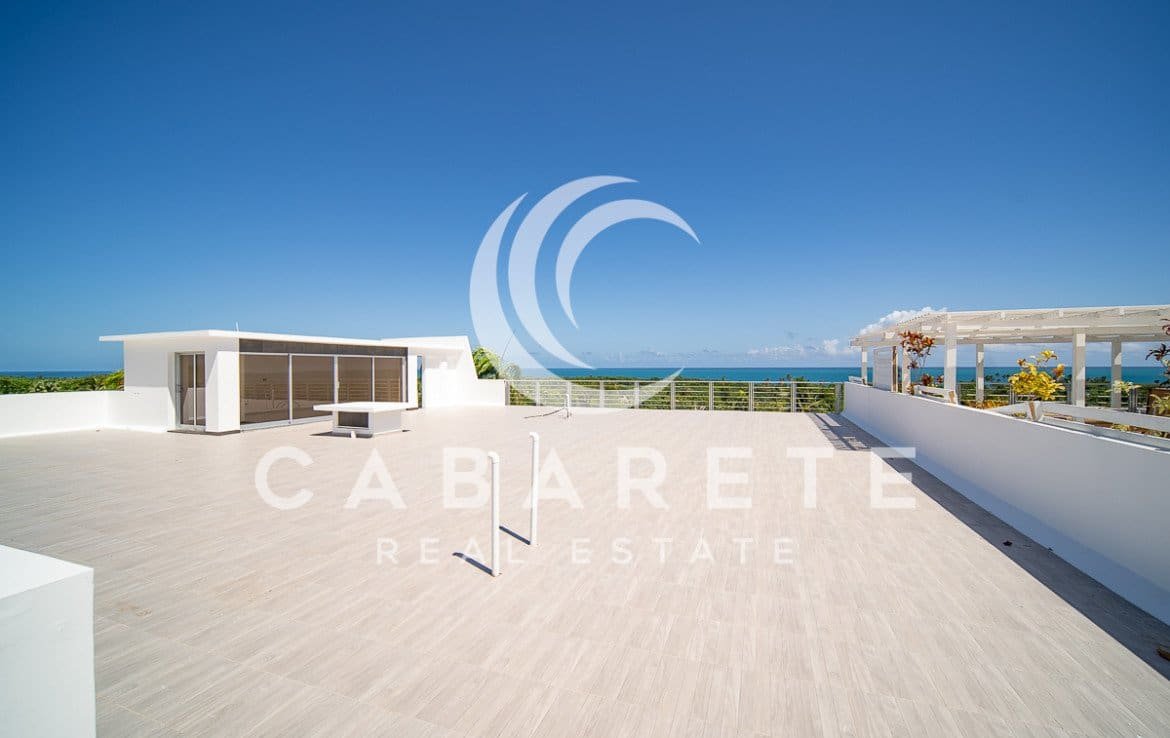 New Stylish Oceanview Penthouse 34