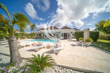 Sunny Caribbean Island Home 41