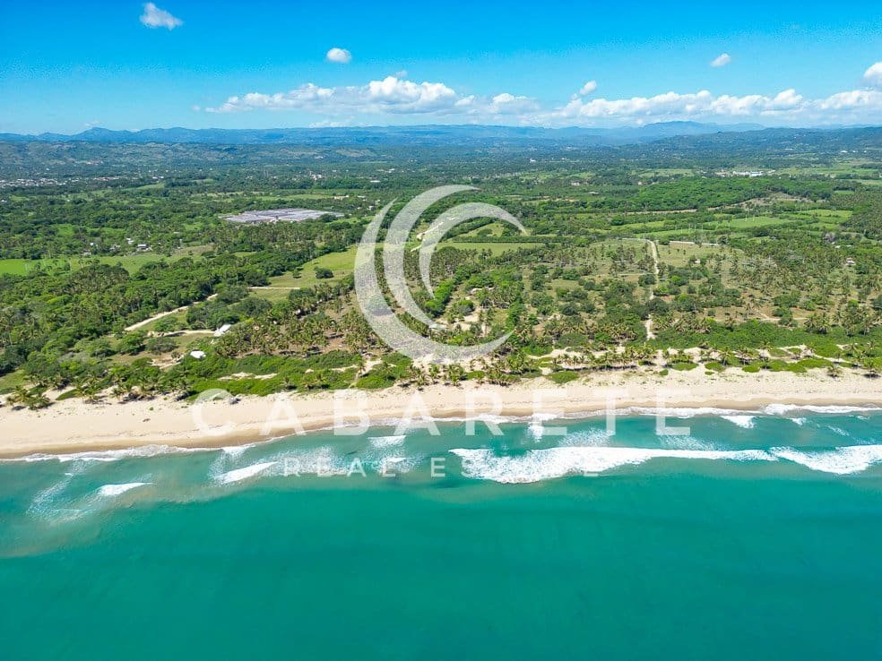 Casa en primera línea de playa en pre-construcción 14