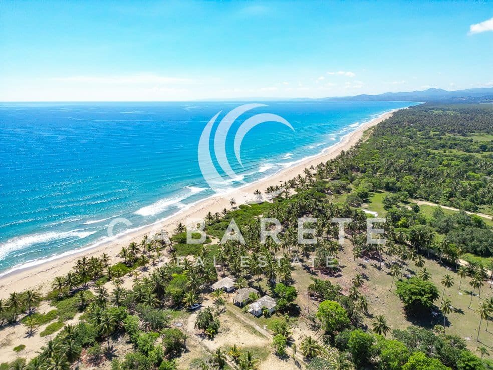 Casa frente a la playa pre construcción 5