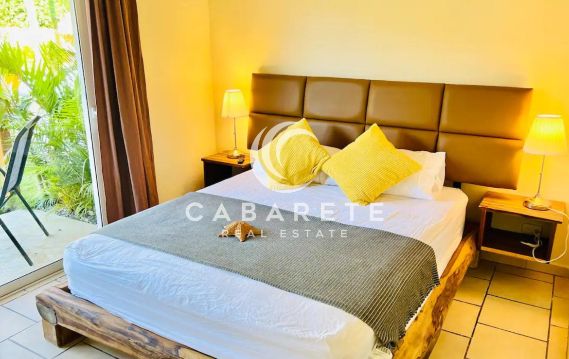 9 Bedroom Villa Rental Investment Property 6
