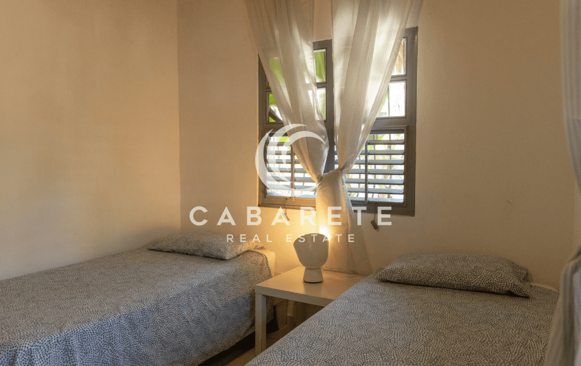 Investment Opportunity 5 House Property 14