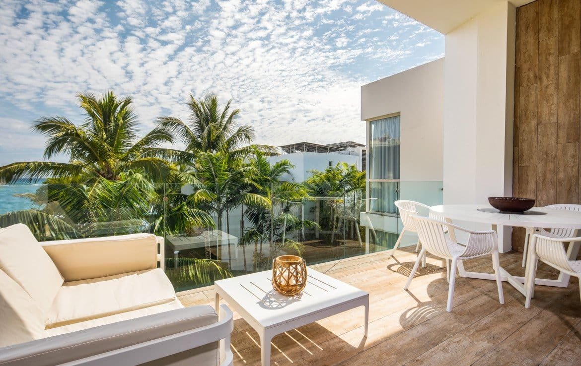 Cabarete Beachfront Penthouse with Jacuzzi (2)