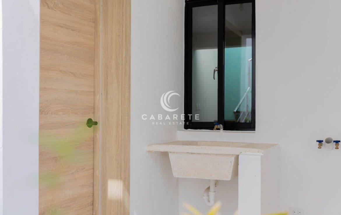 Luxury 4-bedroom villa Cabarete for sale – experience high-end living with luxury amenities, steps from Kite Beach