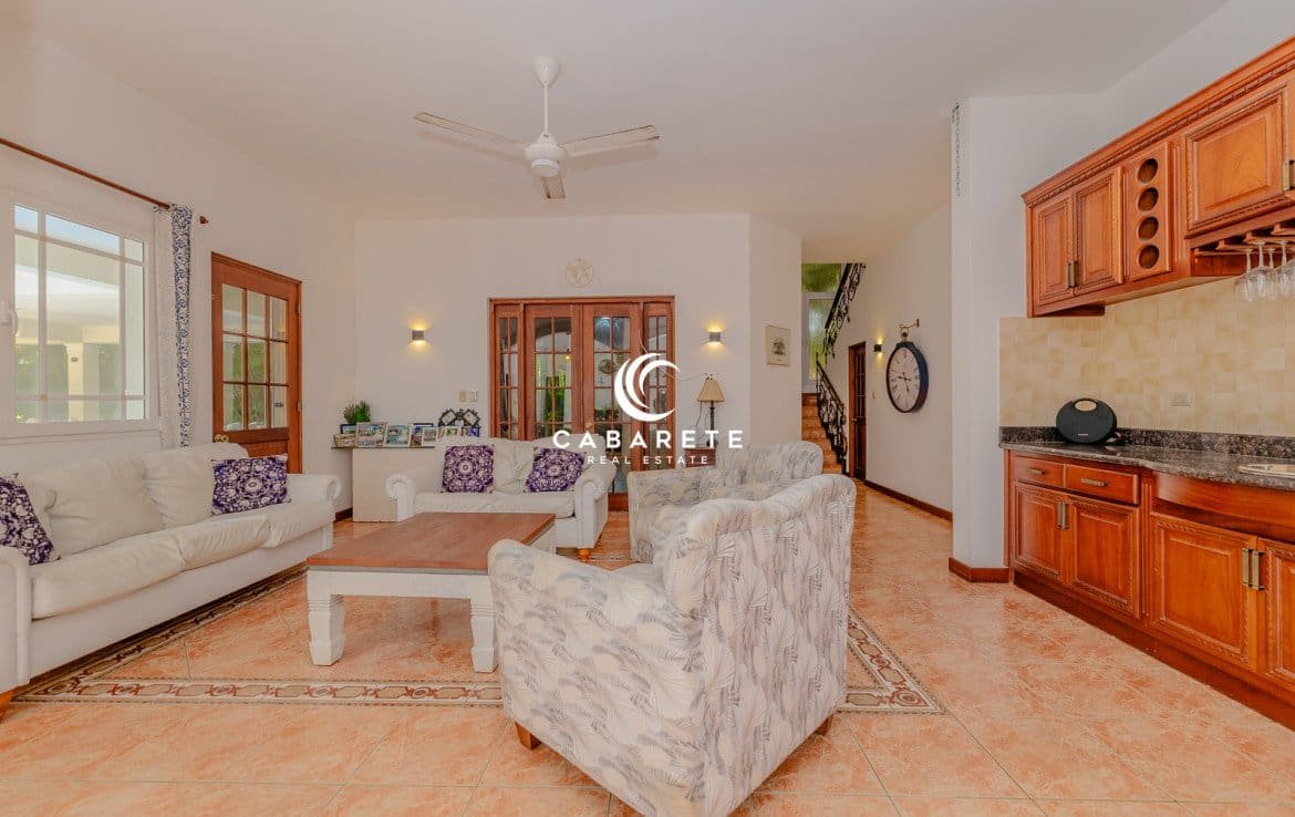 Spacious 5 Bedroom Home in Cabarete Beachfront Community (10)