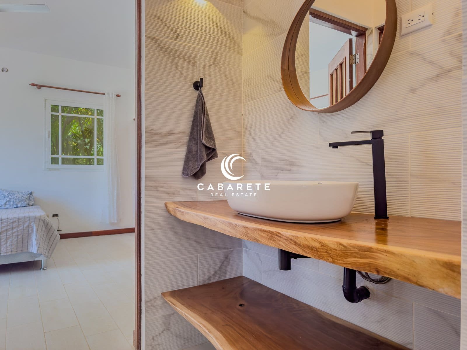 Geräumiges Haus mit 5 Schlafzimmern in Cabarete Beachfront Community (2)