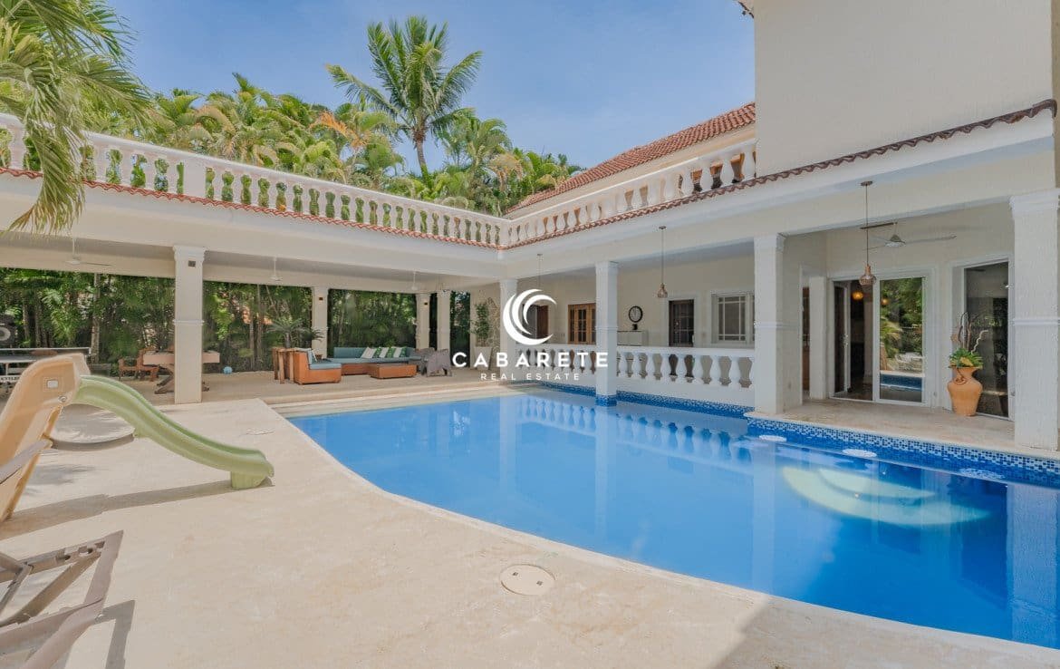 Spacious 5 Bedroom Home in Cabarete Beachfront Community (25)