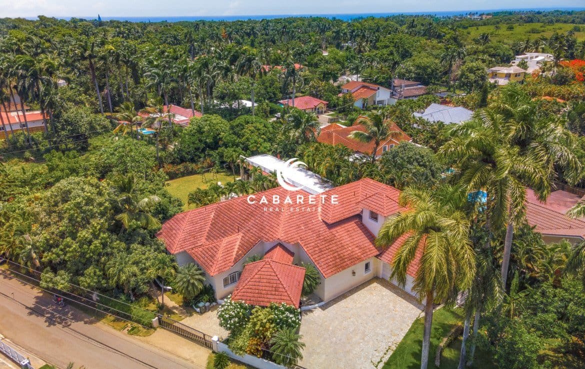 Spacious 5 Bedroom Home in Cabarete Beachfront Community (3)