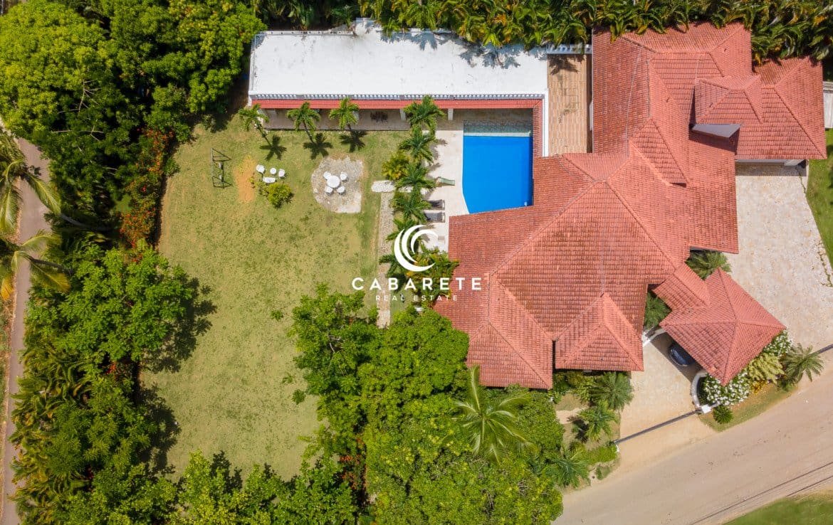 Spacious 5 Bedroom Home in Cabarete Beachfront Community (5)