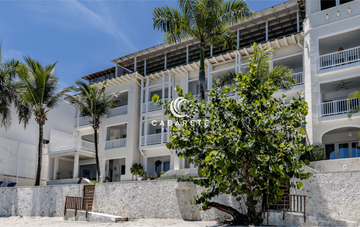 buildingentrancebeachview31