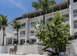 buildingentrancebeachview31