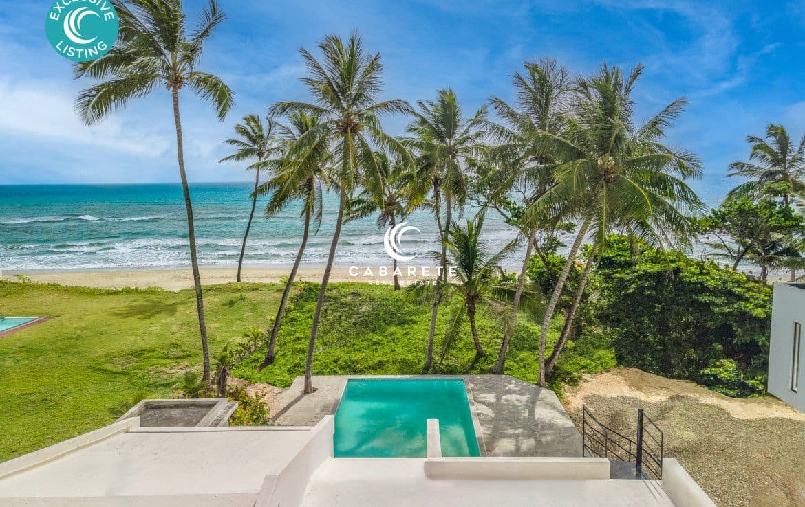 Maison de bord de mer à vendre à Cabarete, Puerto Plata, avec vue sur l'océan et accès à la plage privée.