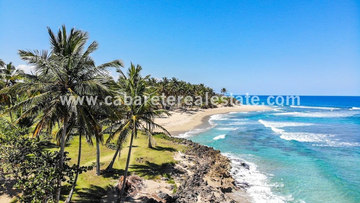 Encuentro Beach Cabarete Lotes frente a la playa Cabarete Real Estate
