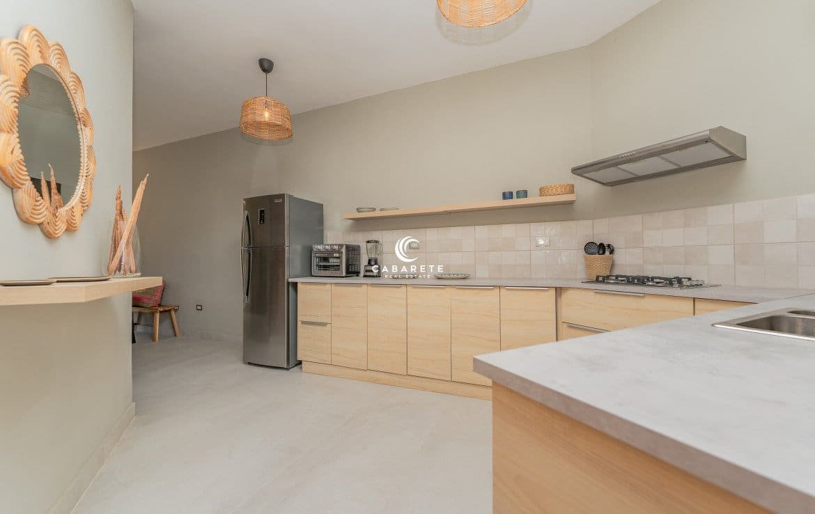 Modern Kitchen in Encuentro Apartment
