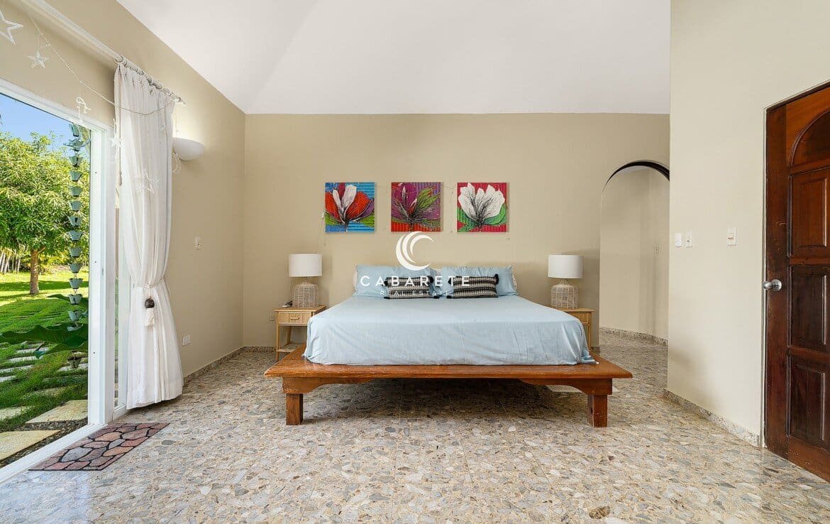 Coastal Villa: Luxury Living Bedroom 1