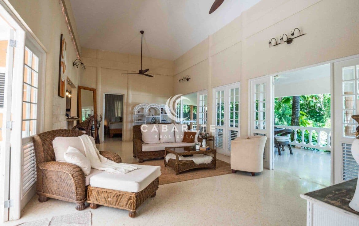 Caribbean Style Encuentro Villa Living Area