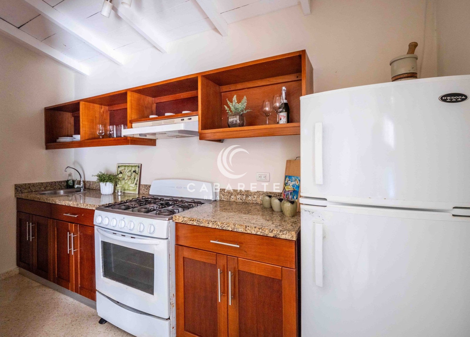 Caribbean Style Encuentro Villa Kitchen 2