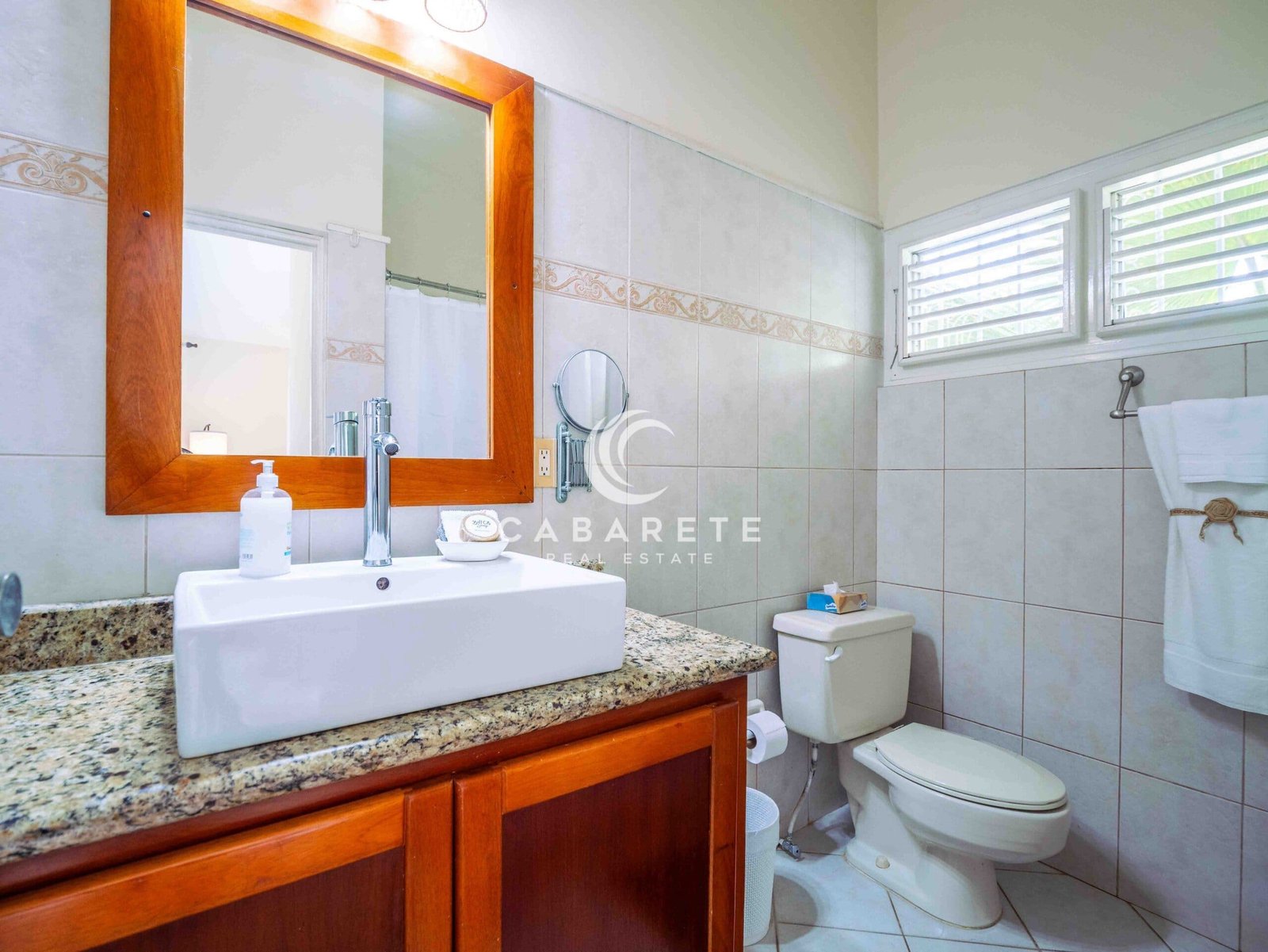 Caribbean Style Encuentro Villa Bathroom 3