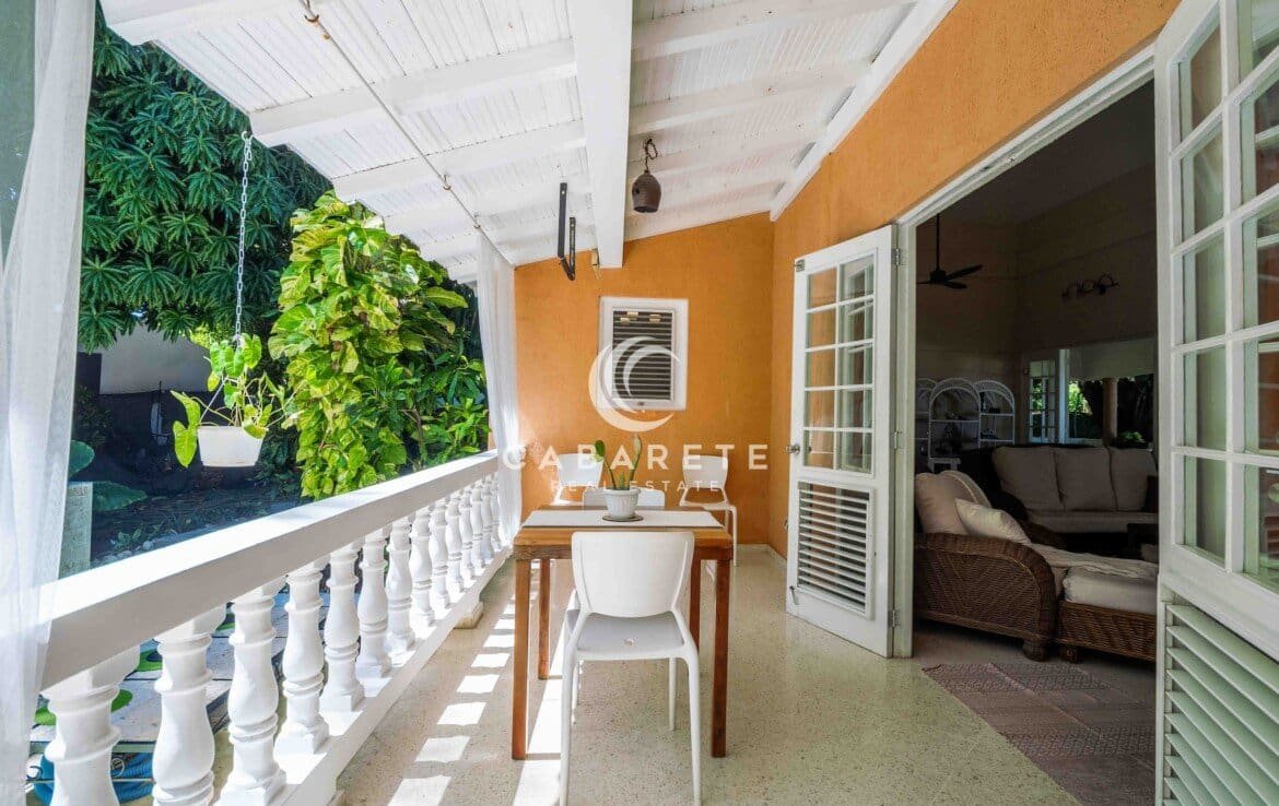 Caribbean Style Encuentro Villa Balcony