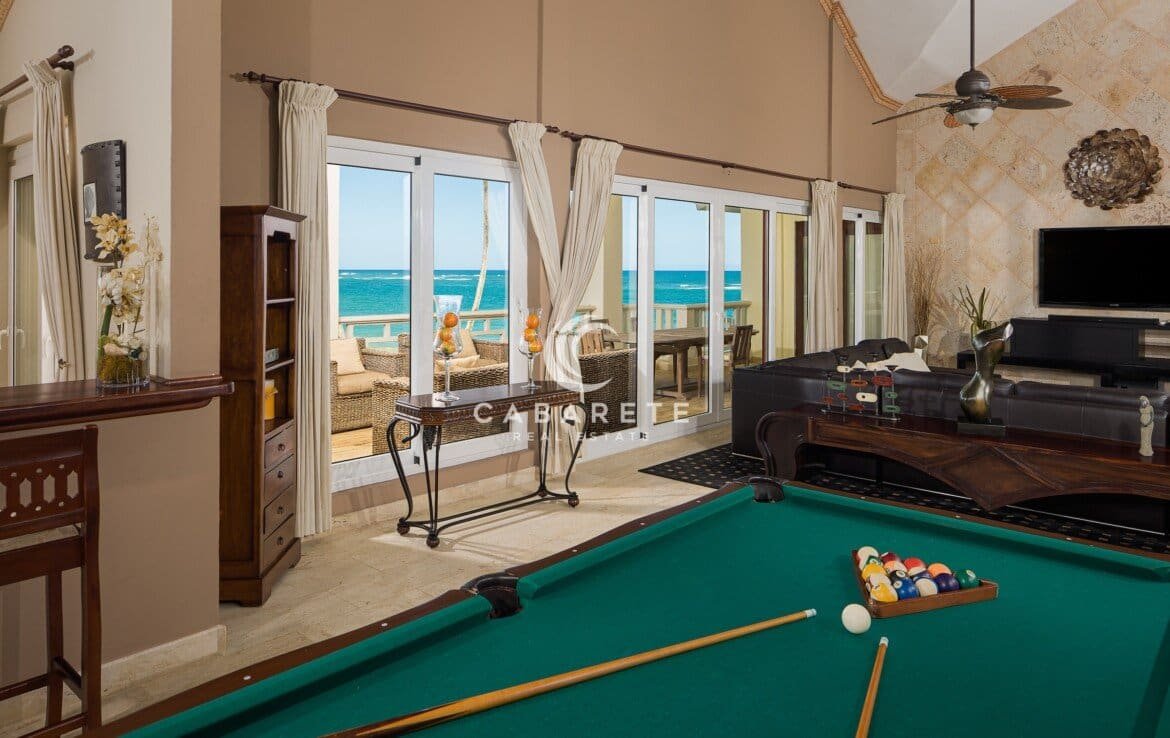 Cabarete Beachfront Penthouse Living