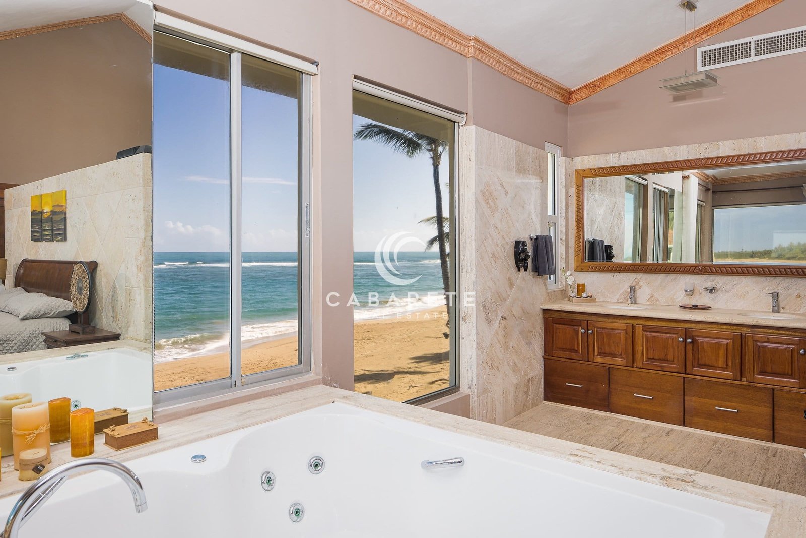 Cabarete Beachfront Penthouse Bathroom Master