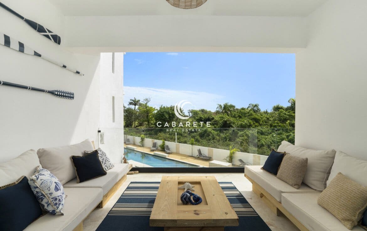 Encuentro Beachside Condo Terrace