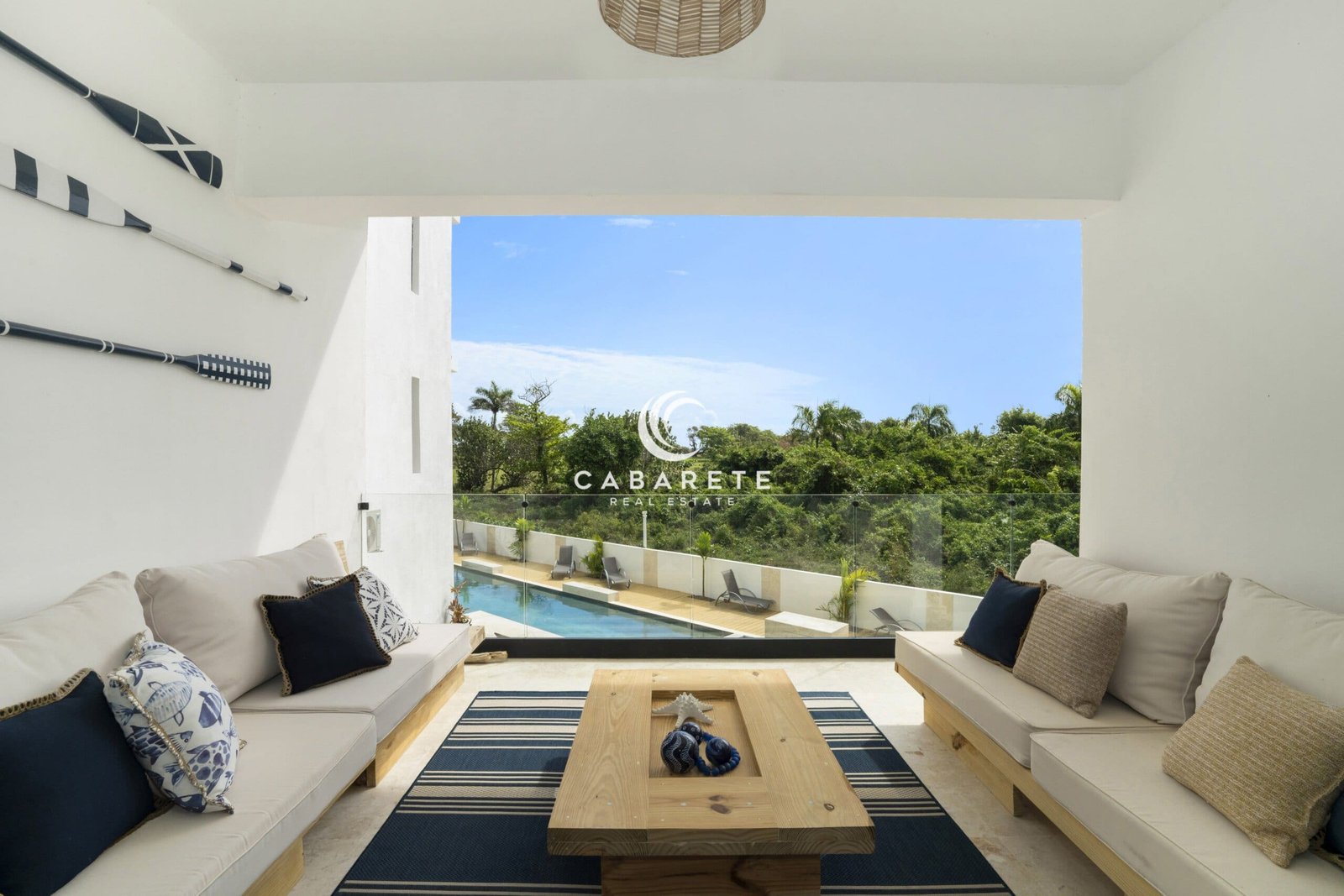 Encuentro Beachside Condo Terrace
