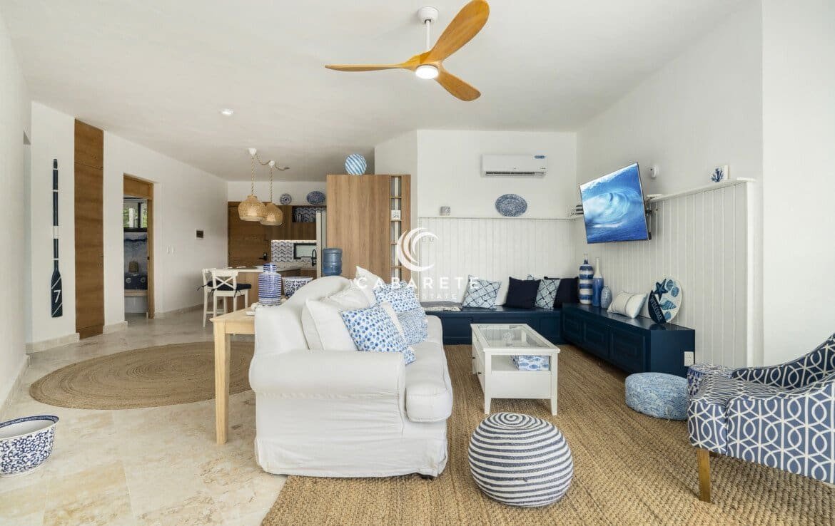 Encuentro Beachside Condo Living Area