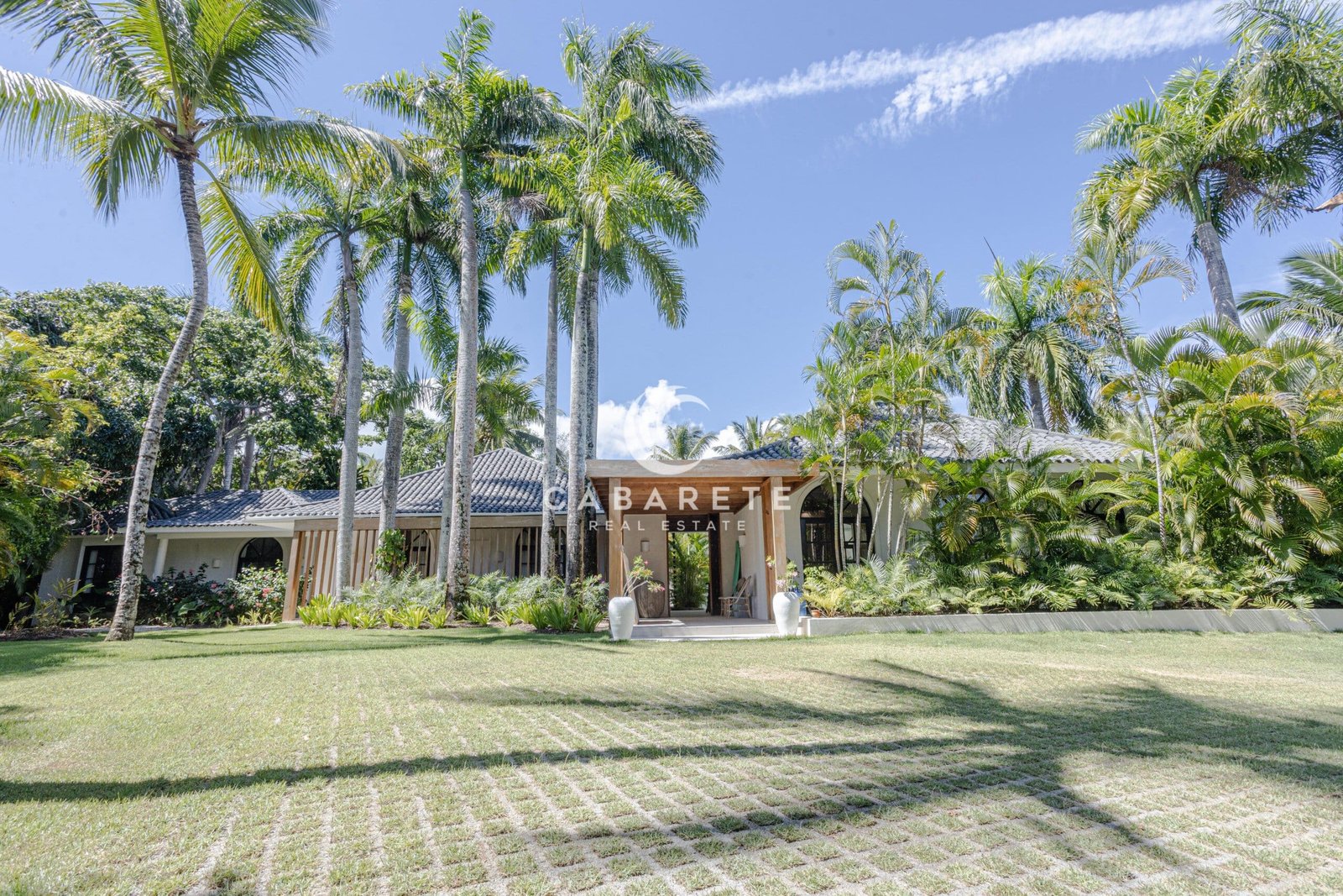 Front of house driveway