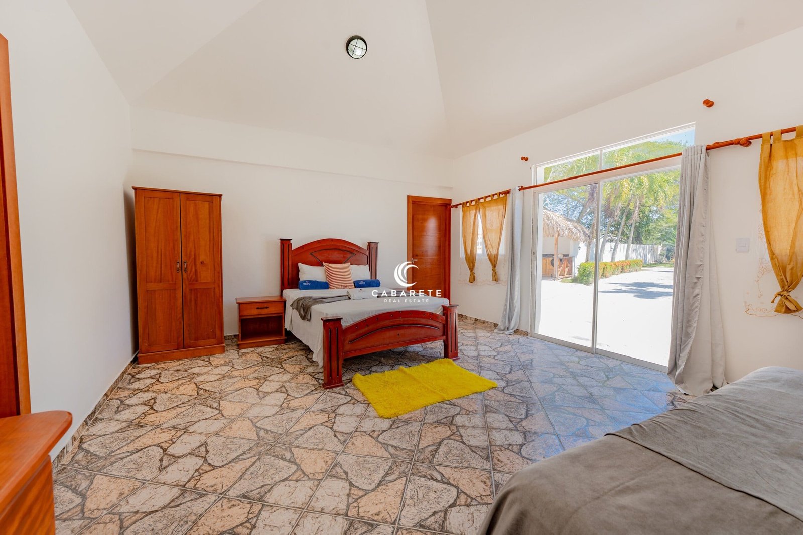 High-end finishes, AC throughout, and fully furnished—ready for immediate enjoyment. #TurnkeyLuxury #CabareteVillaLife #MoveInReadyDR
