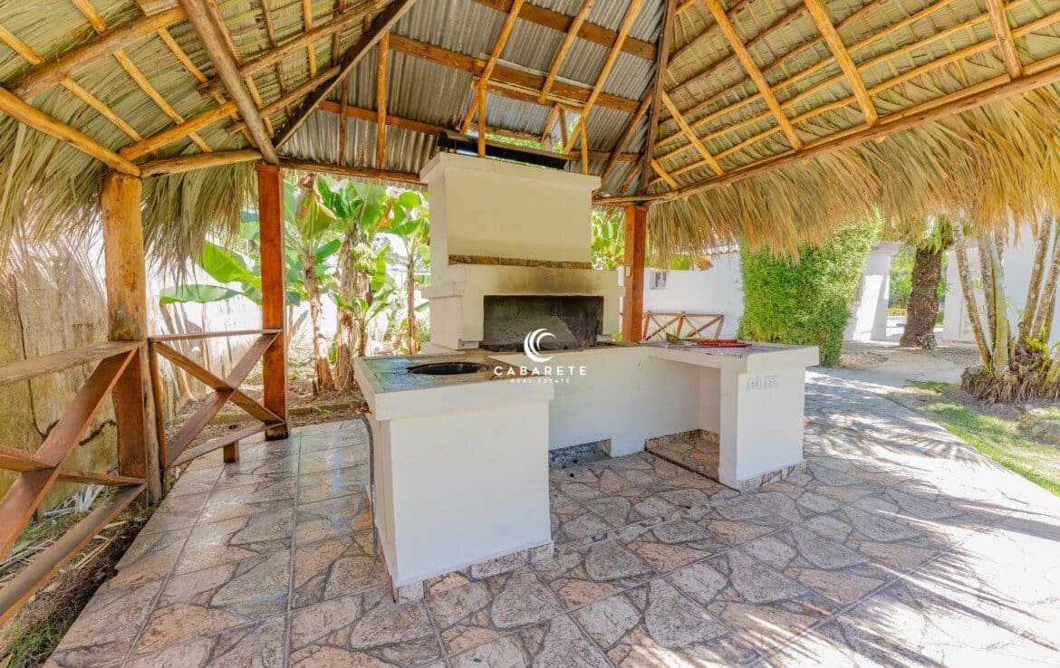 Spacious 5-bedroom, 4-bathroom villa perfect for large families or group rentals in Cabarete. #LuxuryVillaCabarete #FamilyRetreat #CaribbeanRealEstate
