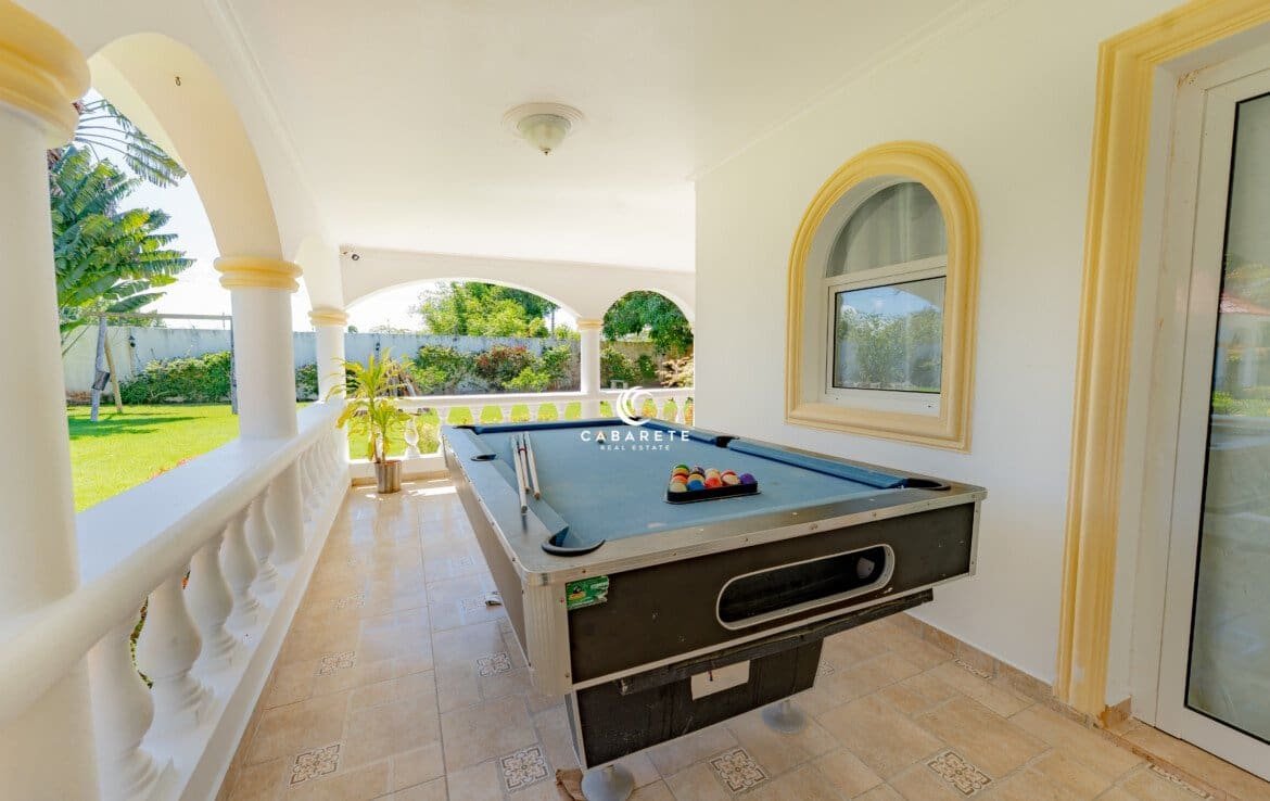 High rental demand in the area makes this a great investment property. #RentalIncome #CabareteReturns #DRInvestment
