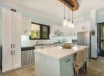 Beachfront 3-bedroom Apartment Kitchen